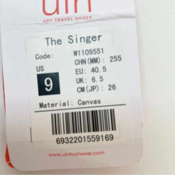 Size 9 NWT UIN Slip On Shoes Canvas Comfortable Lightweight The Singer - Picture 8 of 9